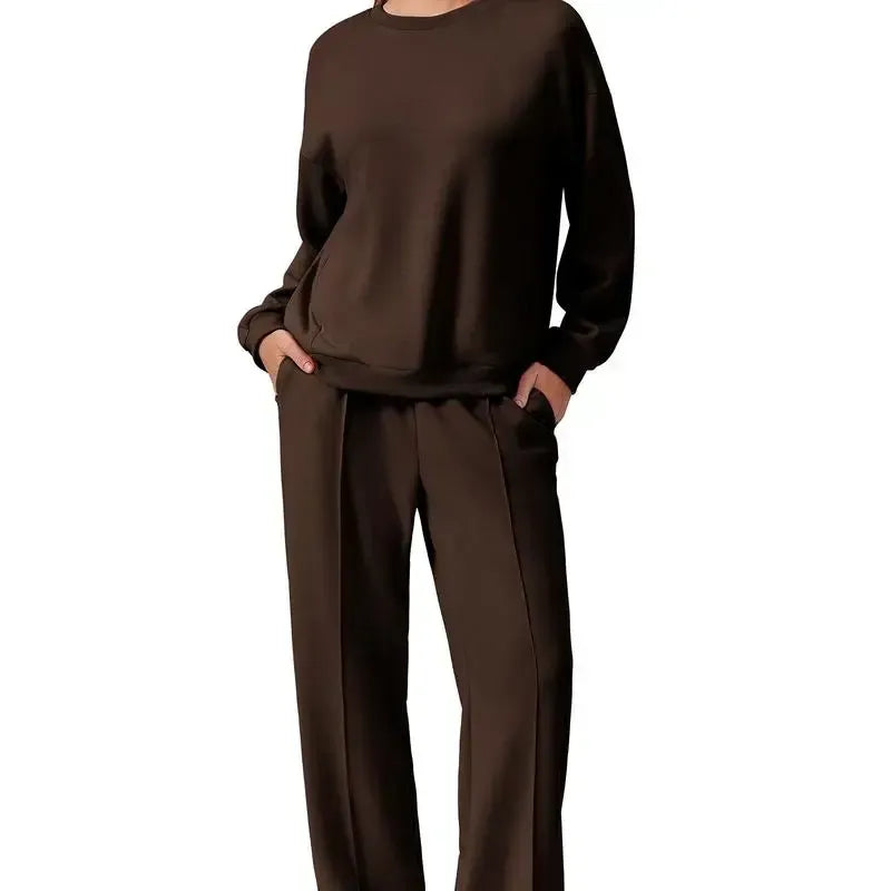 2-Piece Sweatshirt & Pants Set – Comfy Travel or Home Outfit
